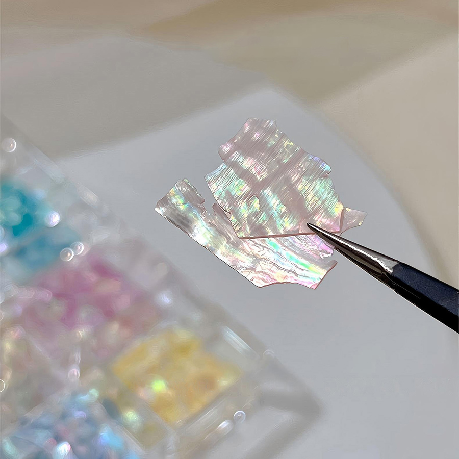 d306 12-grid iridescent ultra-thin shell nail art decorations