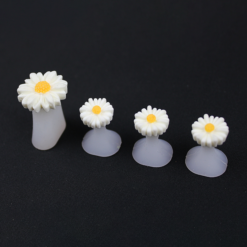 Daisy Silicone Toe Separator